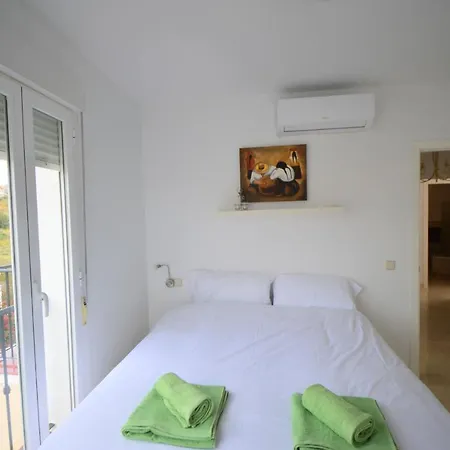 Holiday home Lomas De Riviera 3 Bed Townhouse *