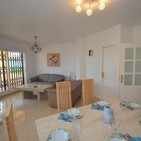 Holiday home Lomas De Riviera 3 Bed Townhouse *
