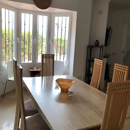 Lomas De Riviera 3 Bed Townhouse *